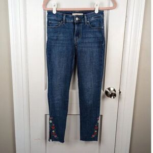 Levi's | 711 Skinny Embroidered Jeans Sz 24